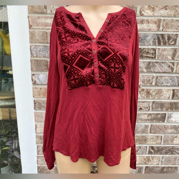 Red/Burgundy Velvet Lucky Brand Long Sleeve Blouse - Picture 2 of 12